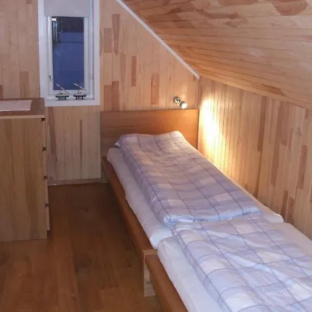 Four-bedroom In Gurskoy 1 Holiday home *