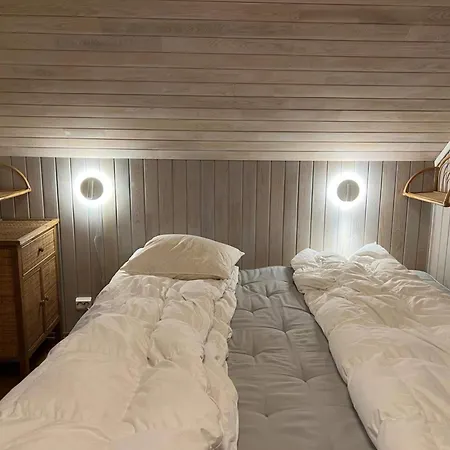 Casa de Férias 9 Person In Gurskoy-by Traum