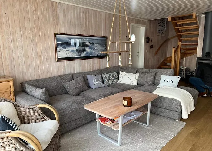 9 Person In Gurskoy-by Traum *